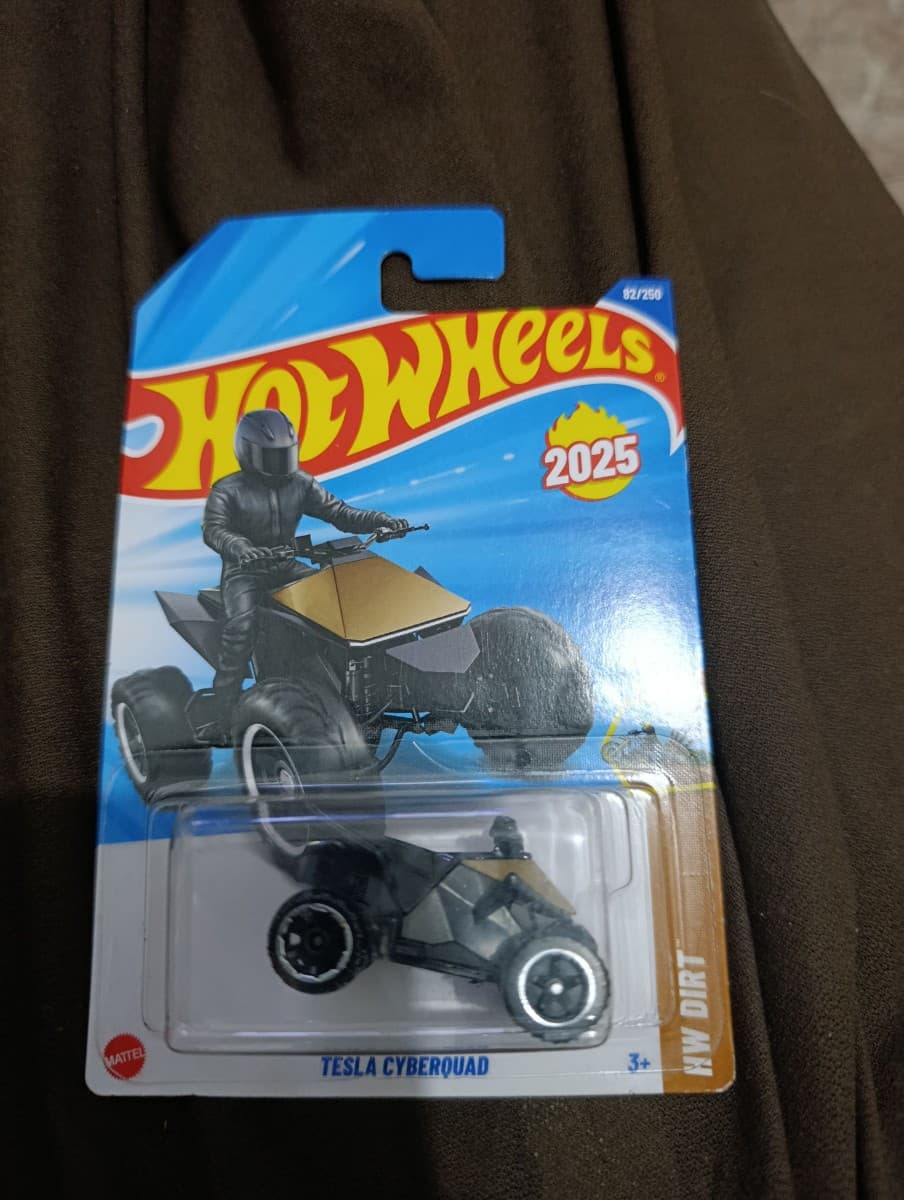 Tesla Cyberquad