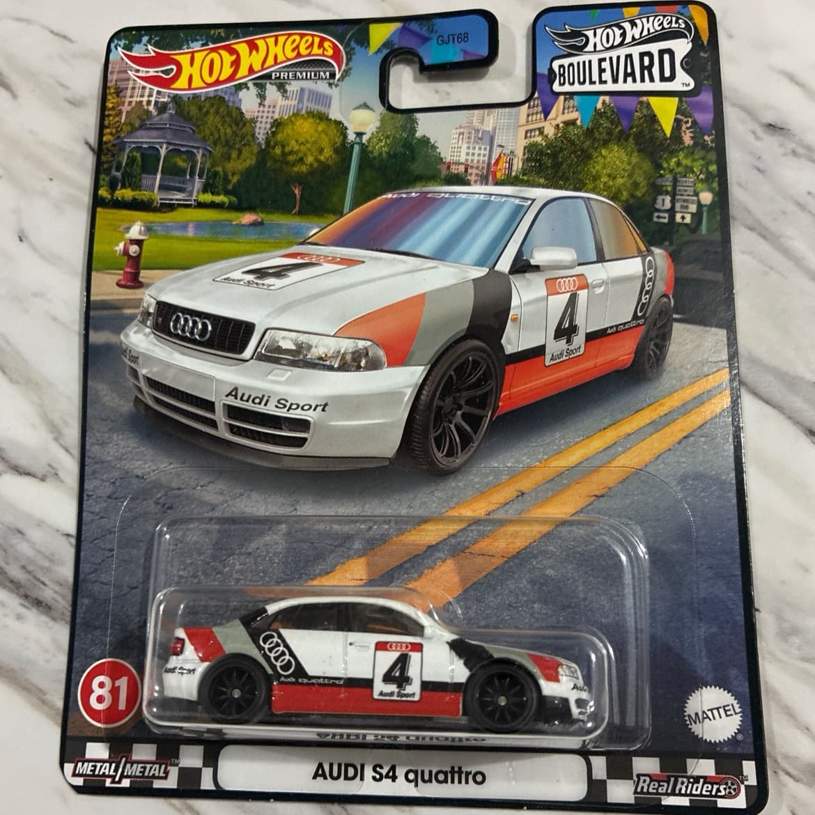 Audi S4 quattro
