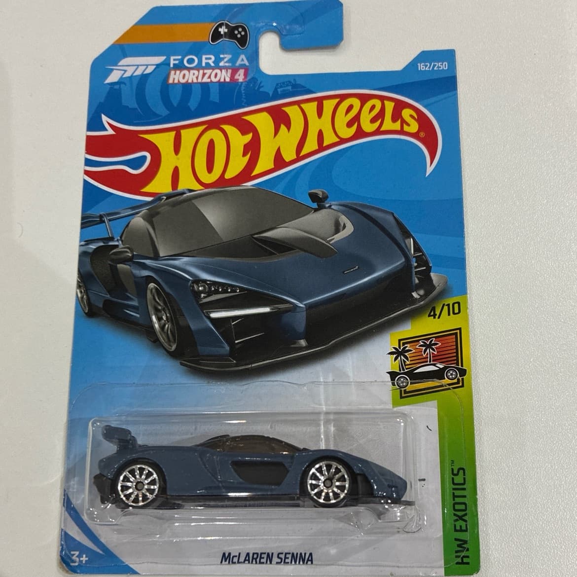 McLaren Senna