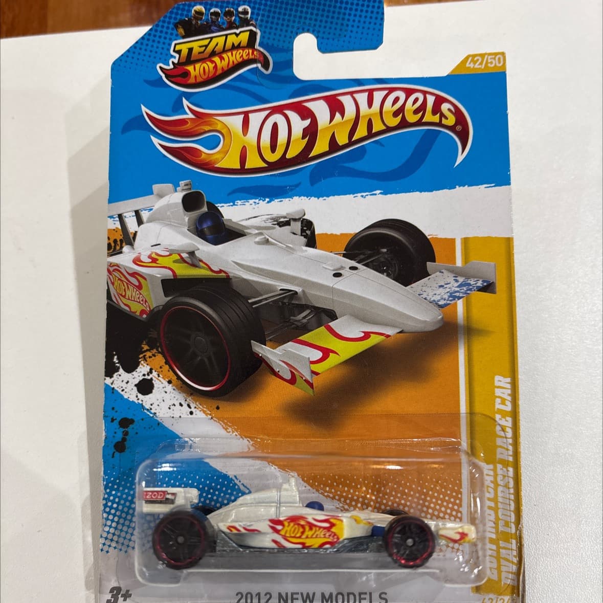 2011 IndyCar Oval Course Race Car