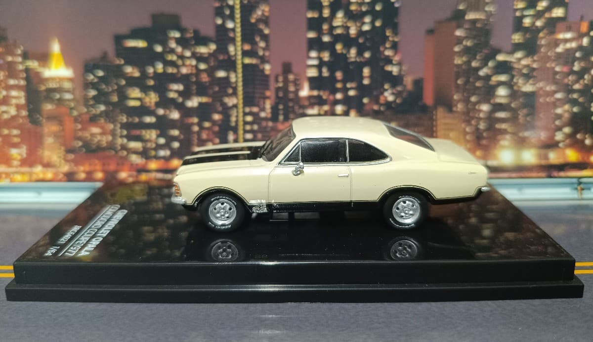 CHEVROLET OPALA COMODORO COUPE 1977.