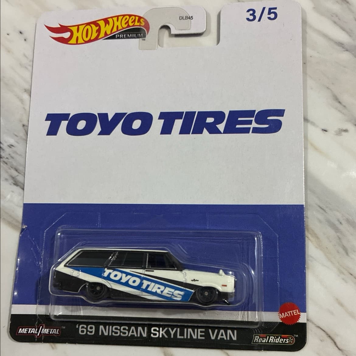 69 Nissan Skyline Van