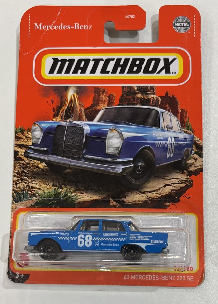 62 Mercedes-Benz 220 SE