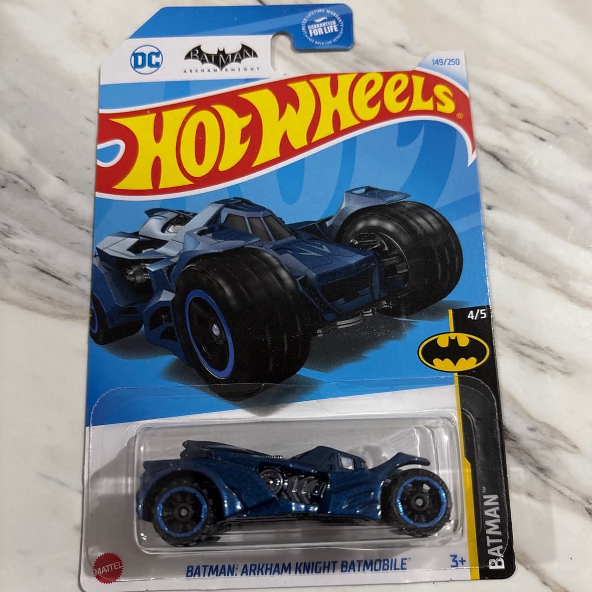 Batman: Arkham Knight Batmobile - foto 1