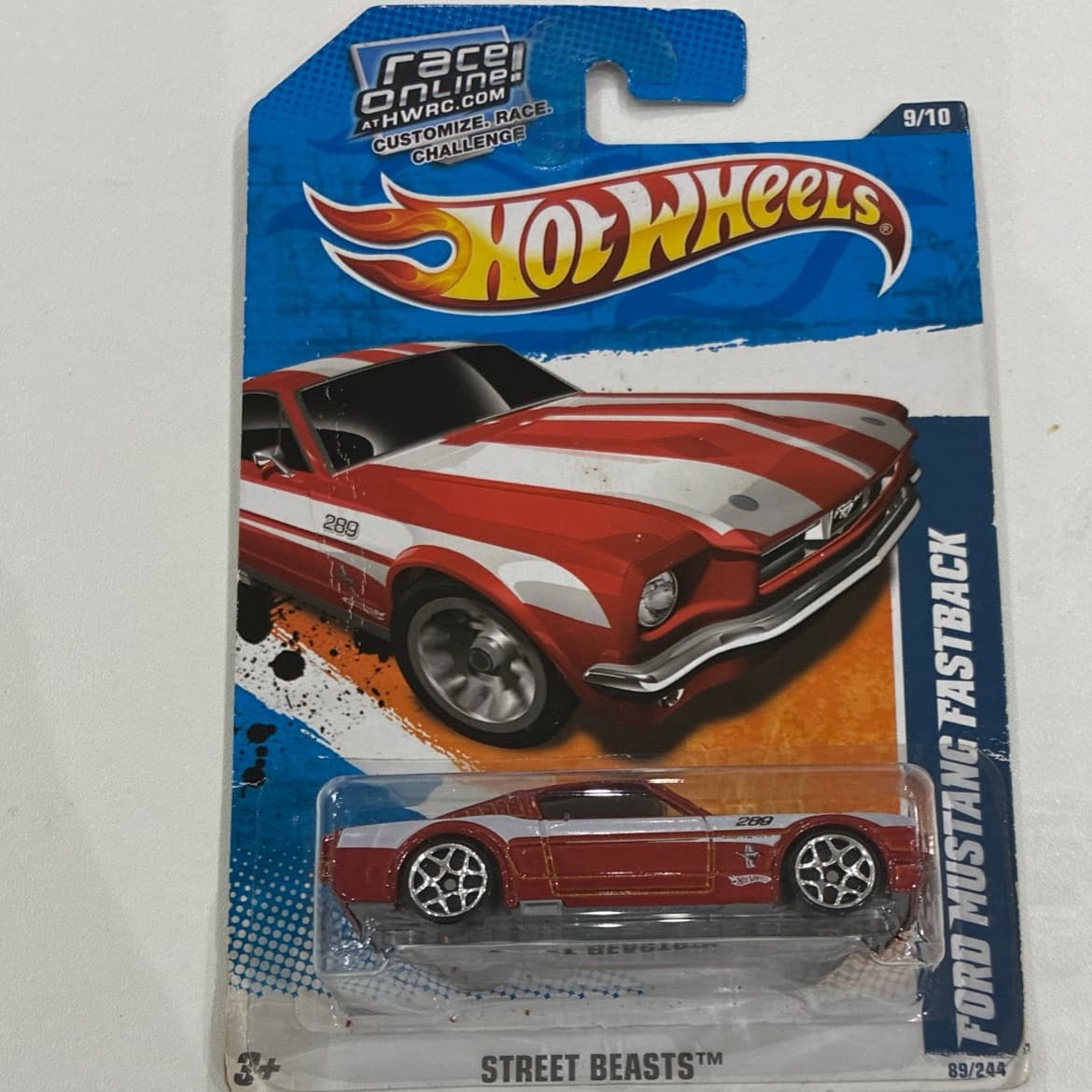 Ford Mustang Fastback - foto 1