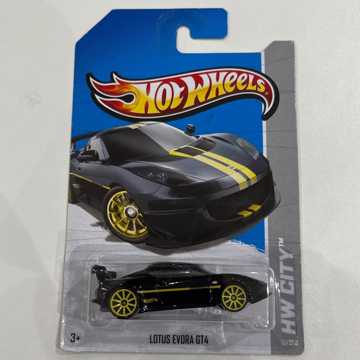 Lotus Evora GT4 - photo 1