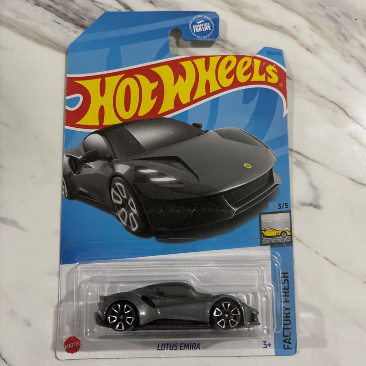 Lotus Emira - foto 1