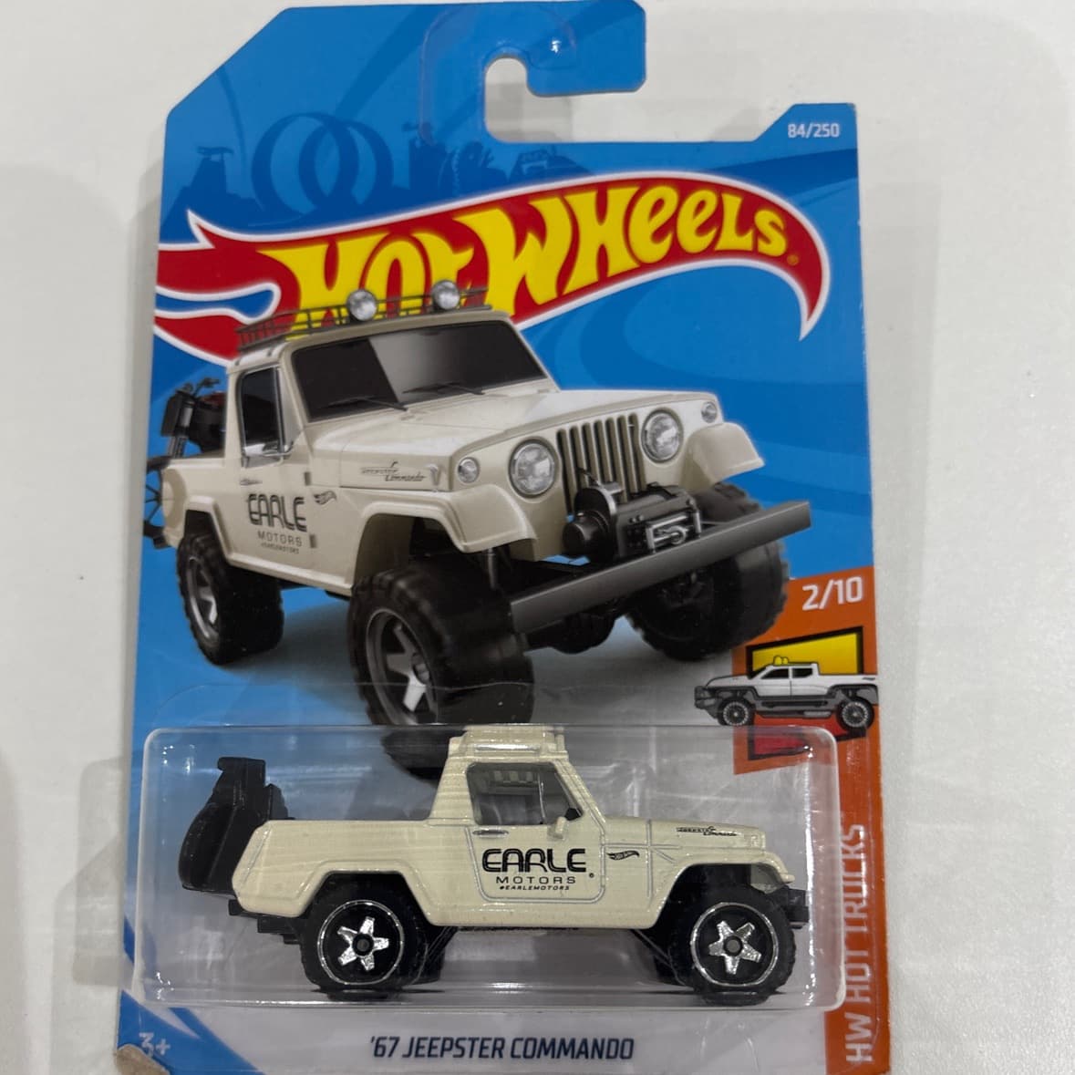 67 Jeepster Commando