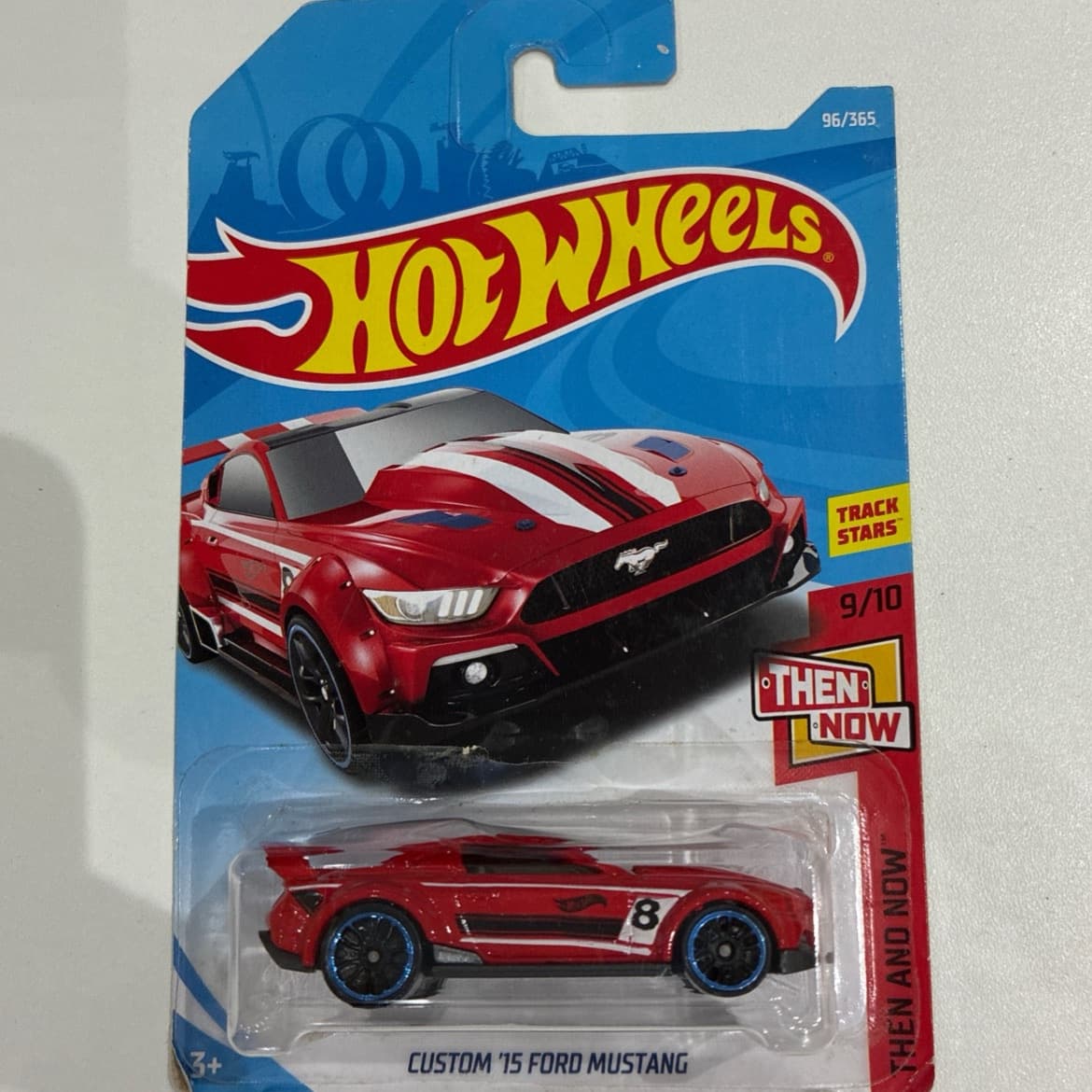 Custom 15 Ford Mustang - foto 1
