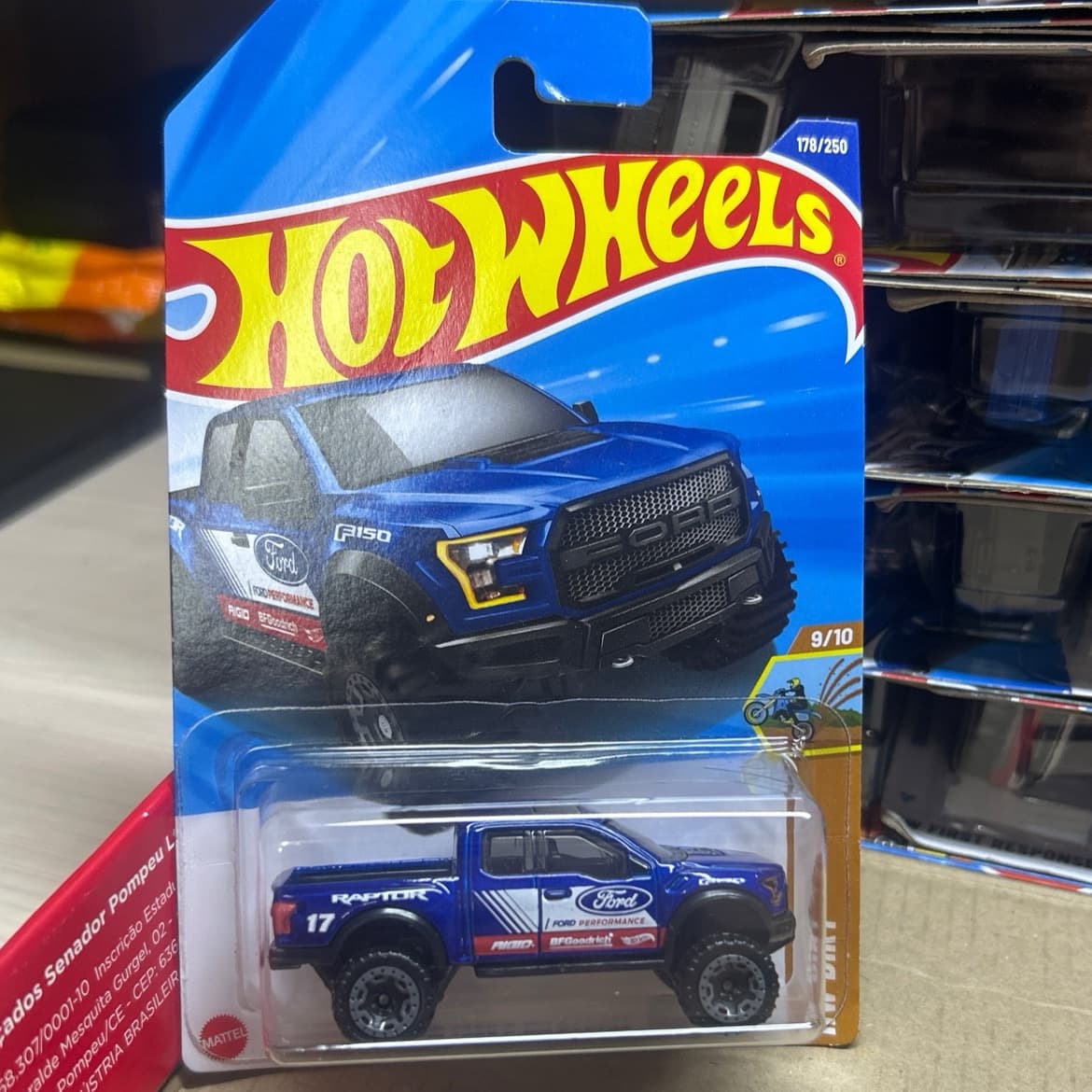 17 Ford F-150 Raptor