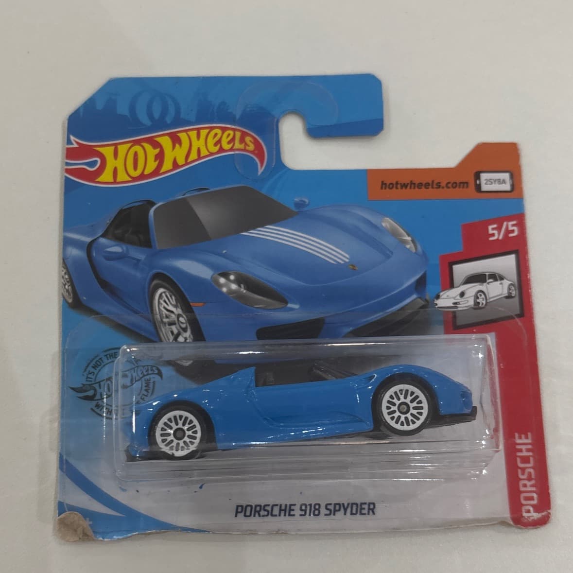 Porsche 918 Spyder - photo 1
