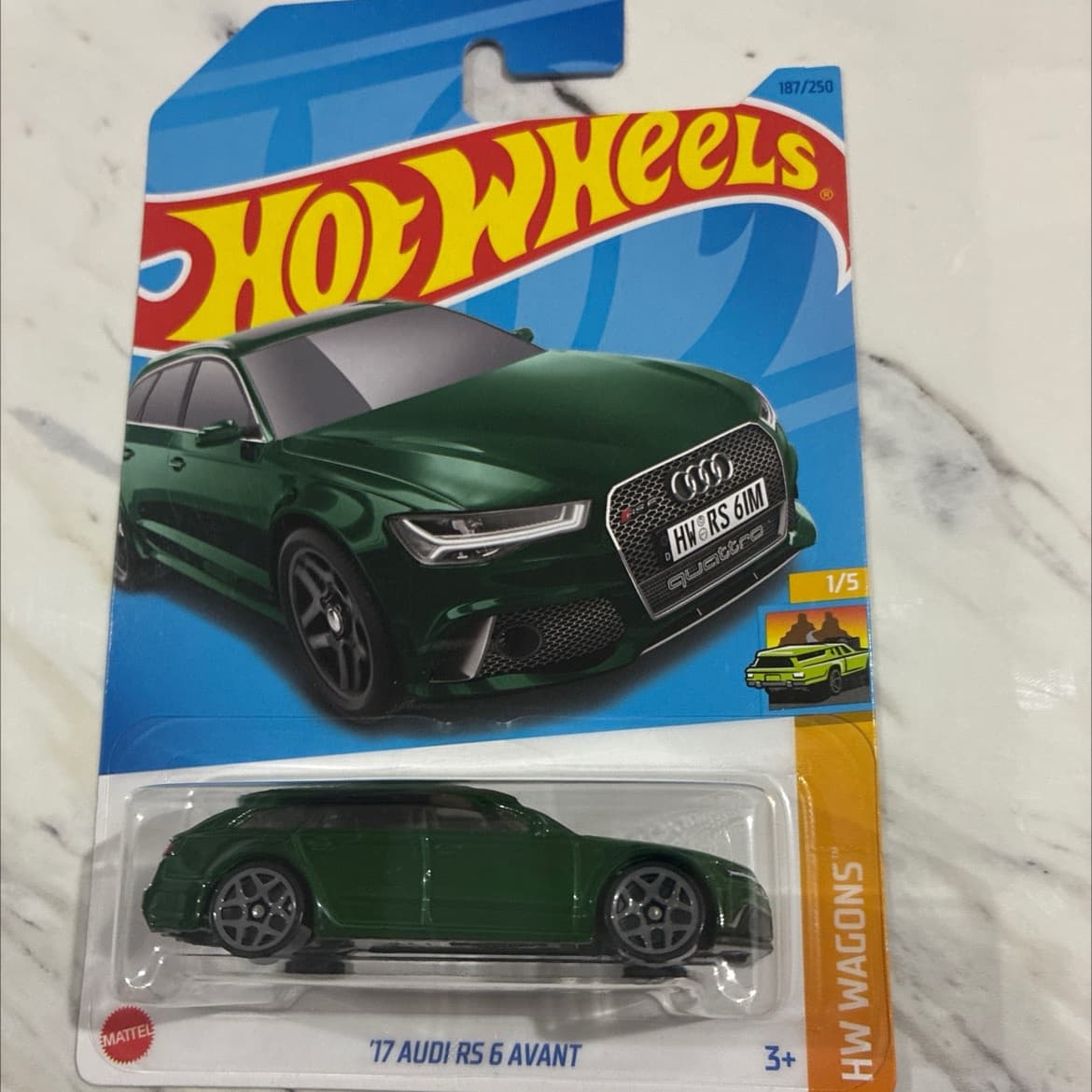 17 Audi RS6 Avant