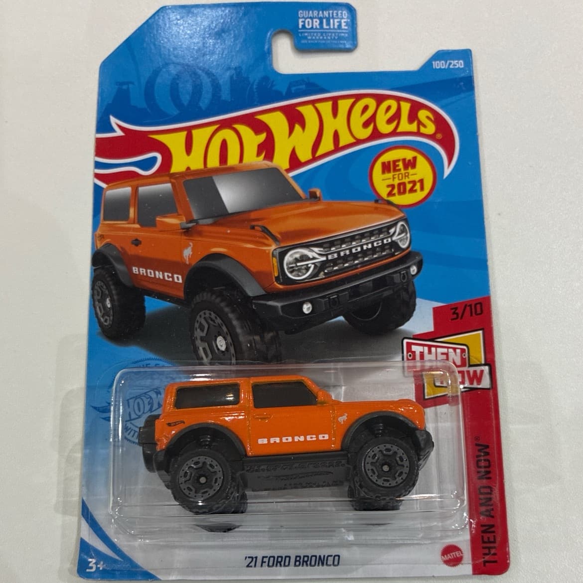 21 Ford Bronco