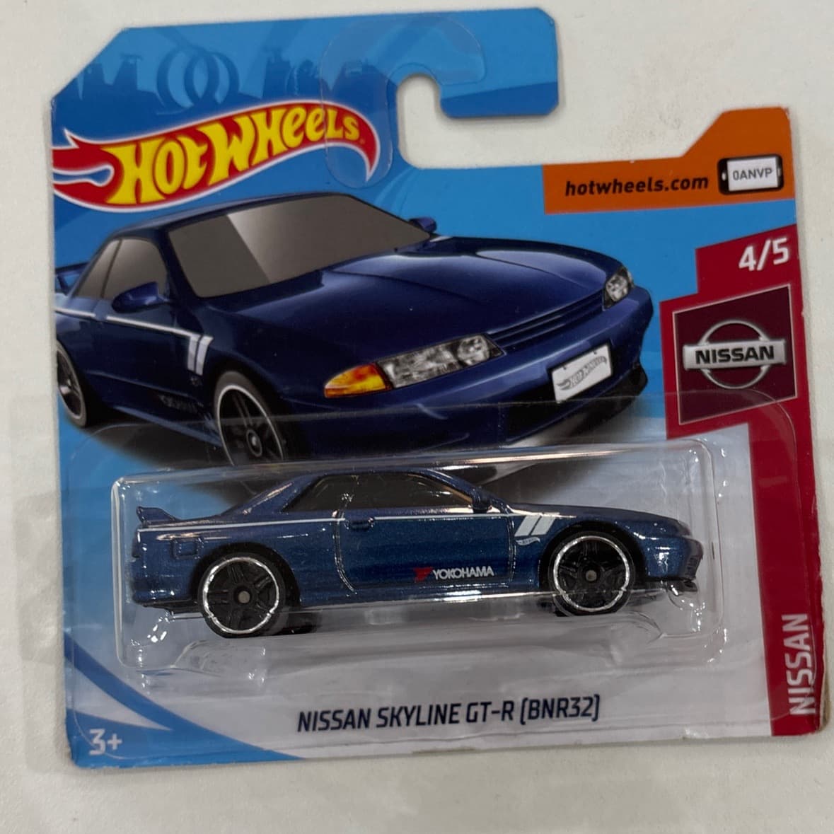 Nissan Skyline GT-R (BNR32) - foto 1