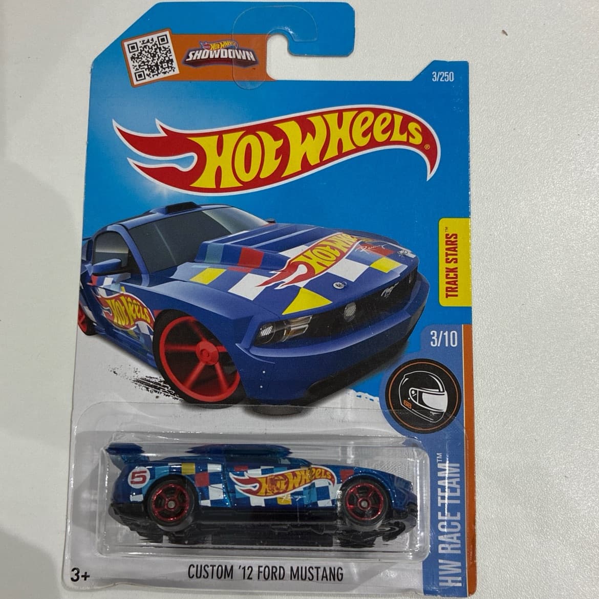 Custom 12 Ford Mustang - foto 1
