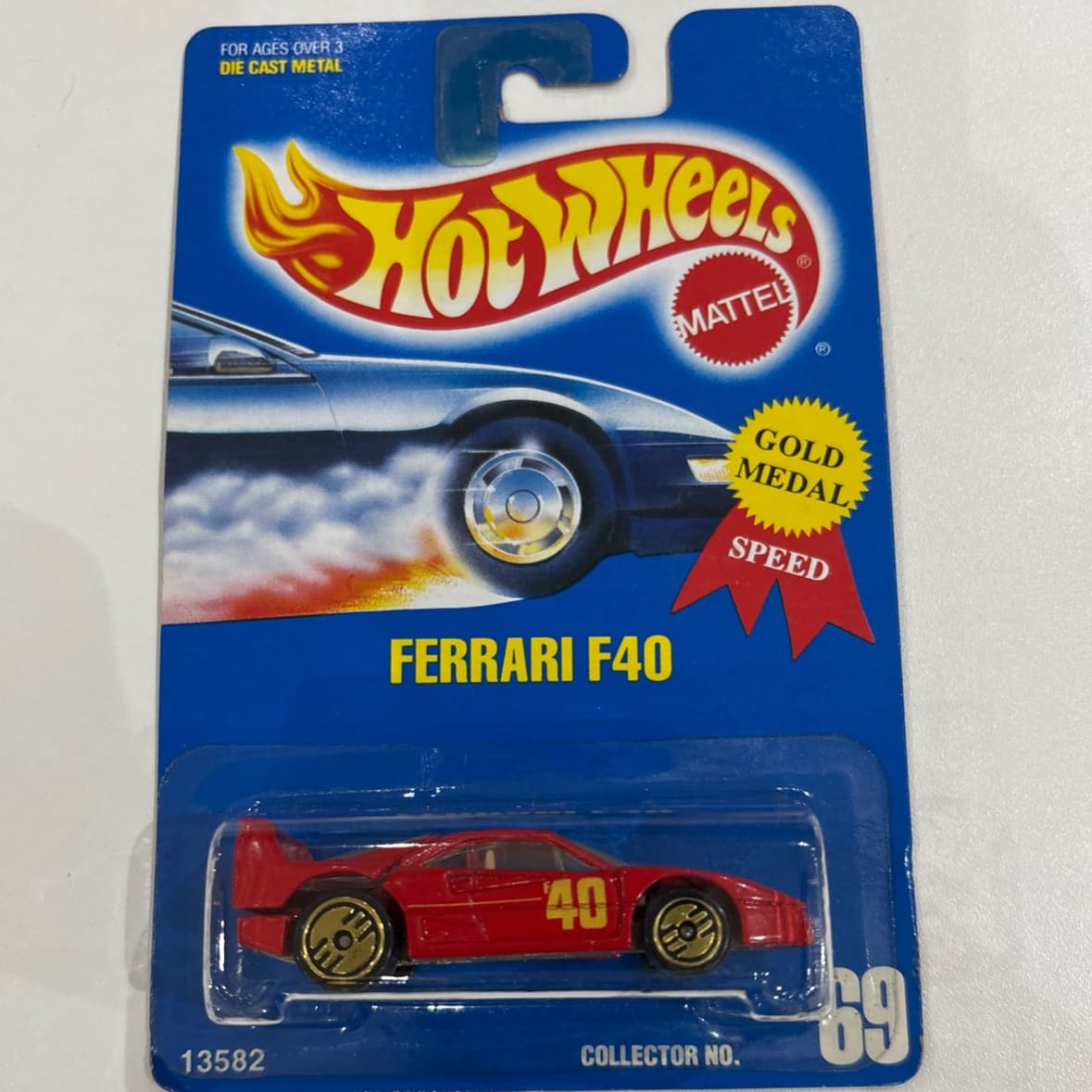 Ferrari F40 - foto 1