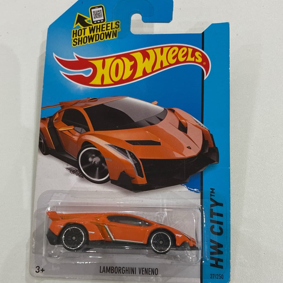 Lamborghini Veneno - foto 1