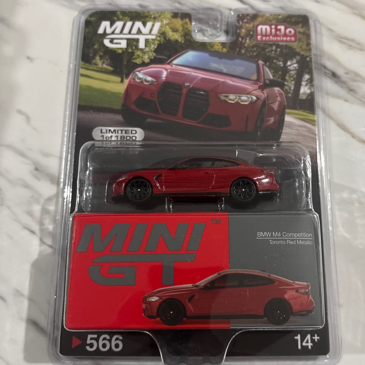 BMW M4 M-Performance (G82)