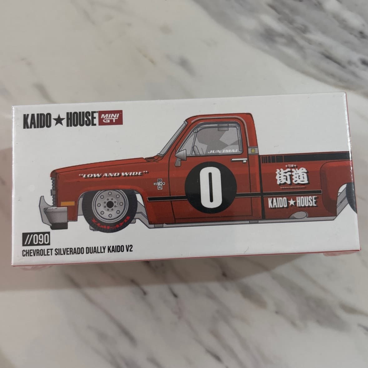 Chevrolet Silverado Dually KAIDO WORKS V2
