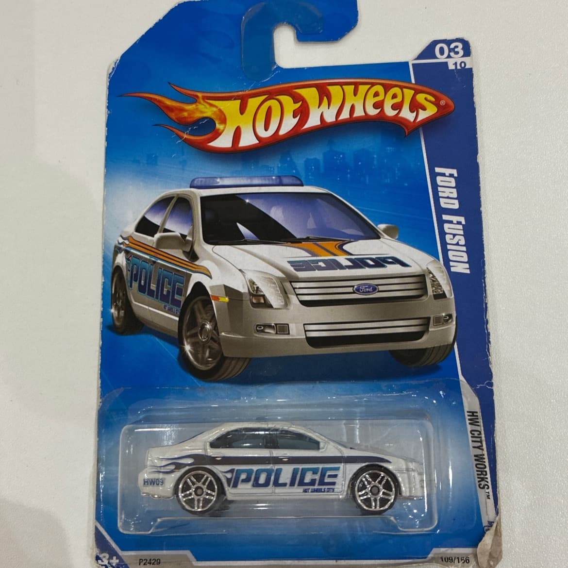 Ford Fusion - photo 1