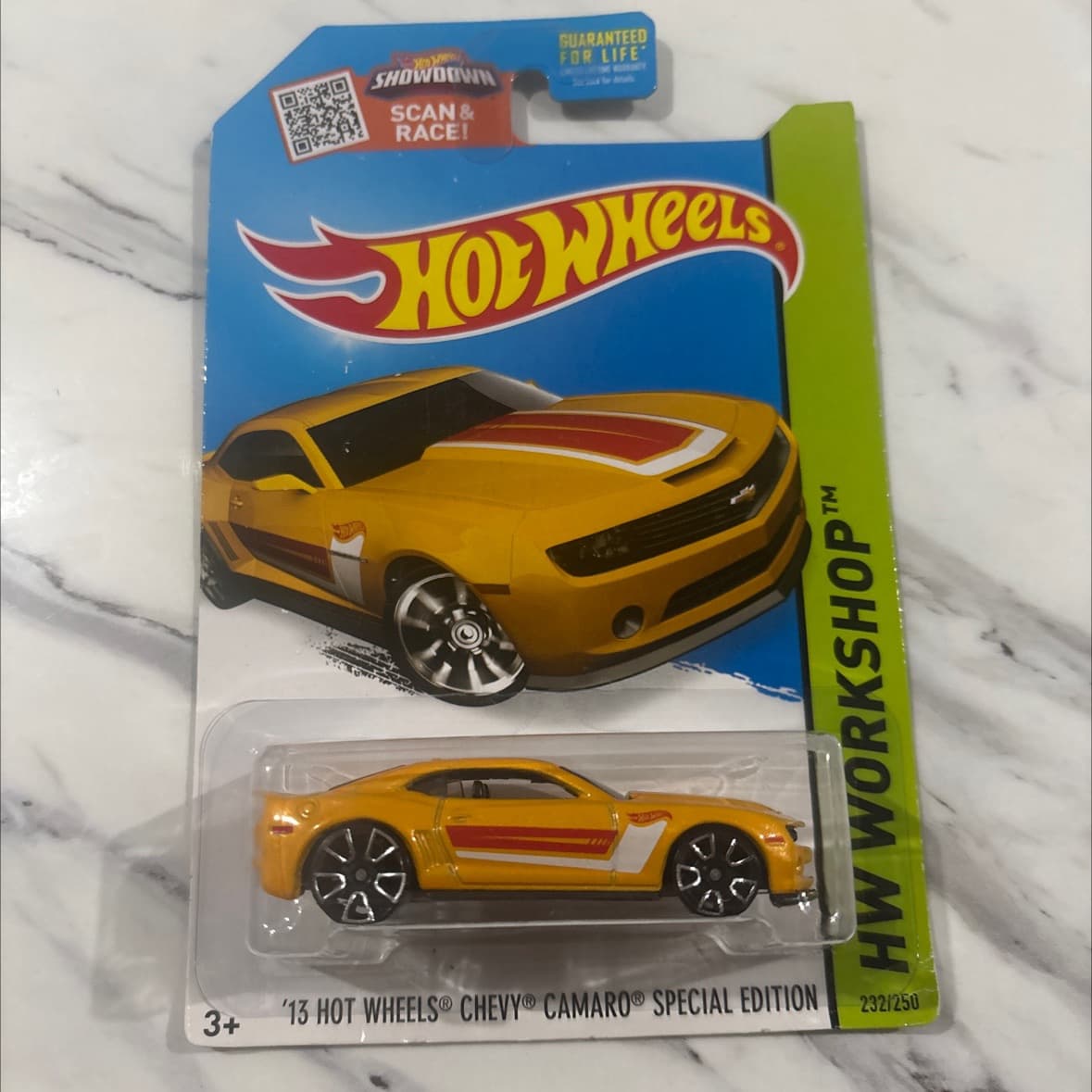 13 Hot Wheels Chevy Camaro Special Edition