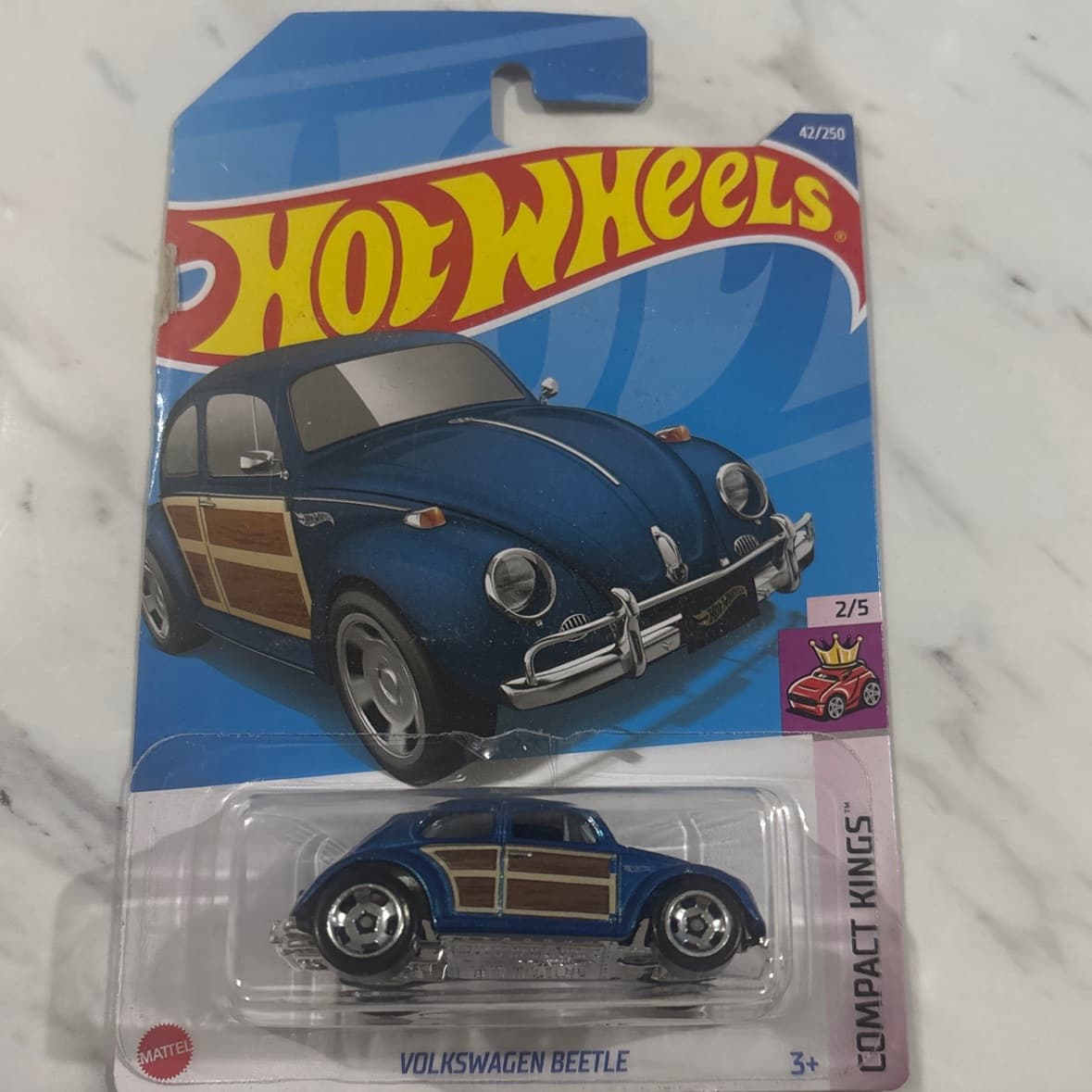 Volkswagen Beetle - photo 1