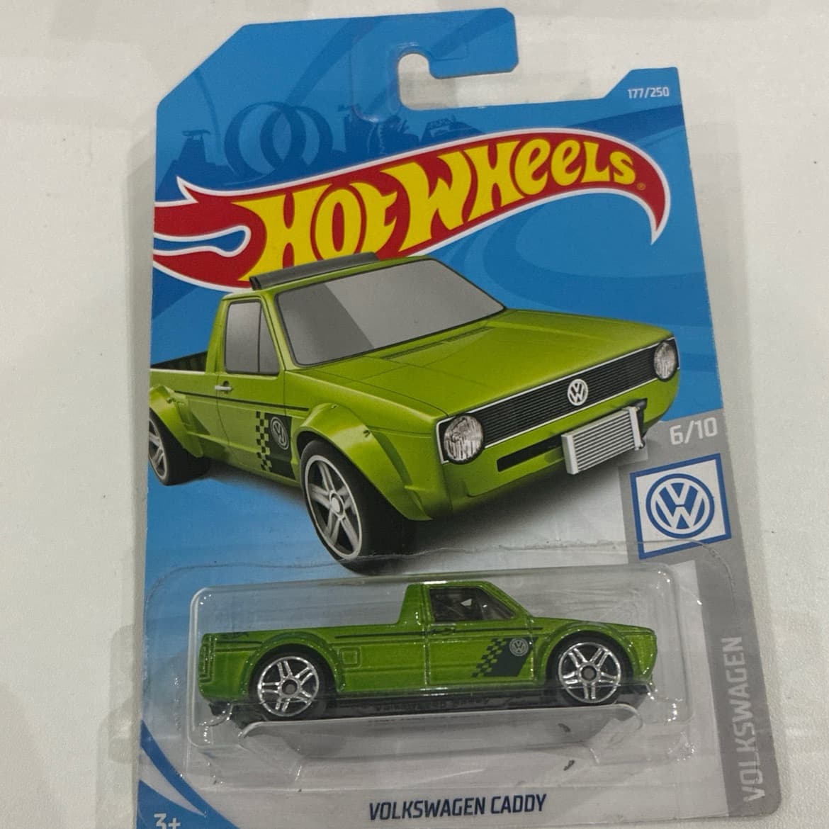 Volkswagen Caddy - foto 1