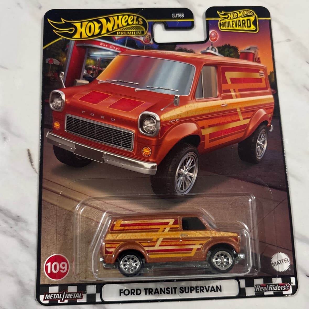 Ford Transit Supervan - photo 1